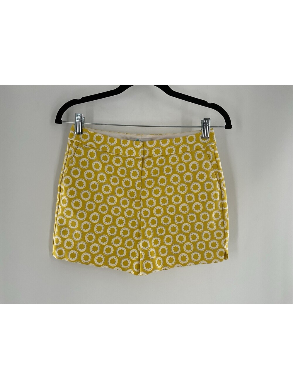 Boden Women’s Yellow And White Floral Shorts Size 2 Made In Turkey 140